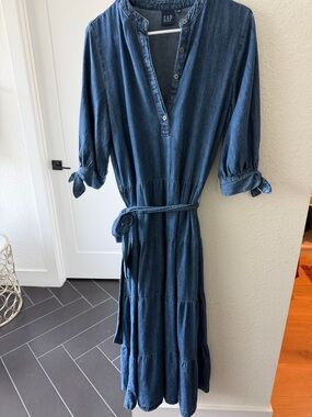 GAP Indigo Denim Tiered Midi Dress with Tie Waist
